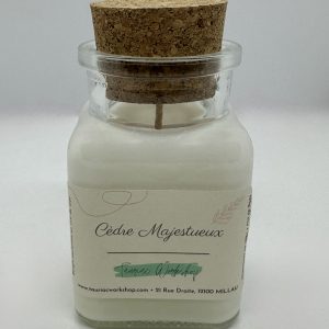 Bougie parfumée "Cèdre Majestueux" de Tauriac Workshop